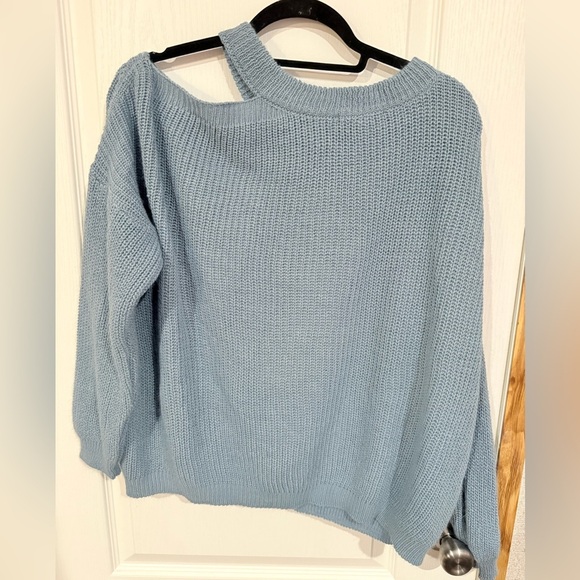 Women's Blue off the shoulder sweater - Picture 5 of 5